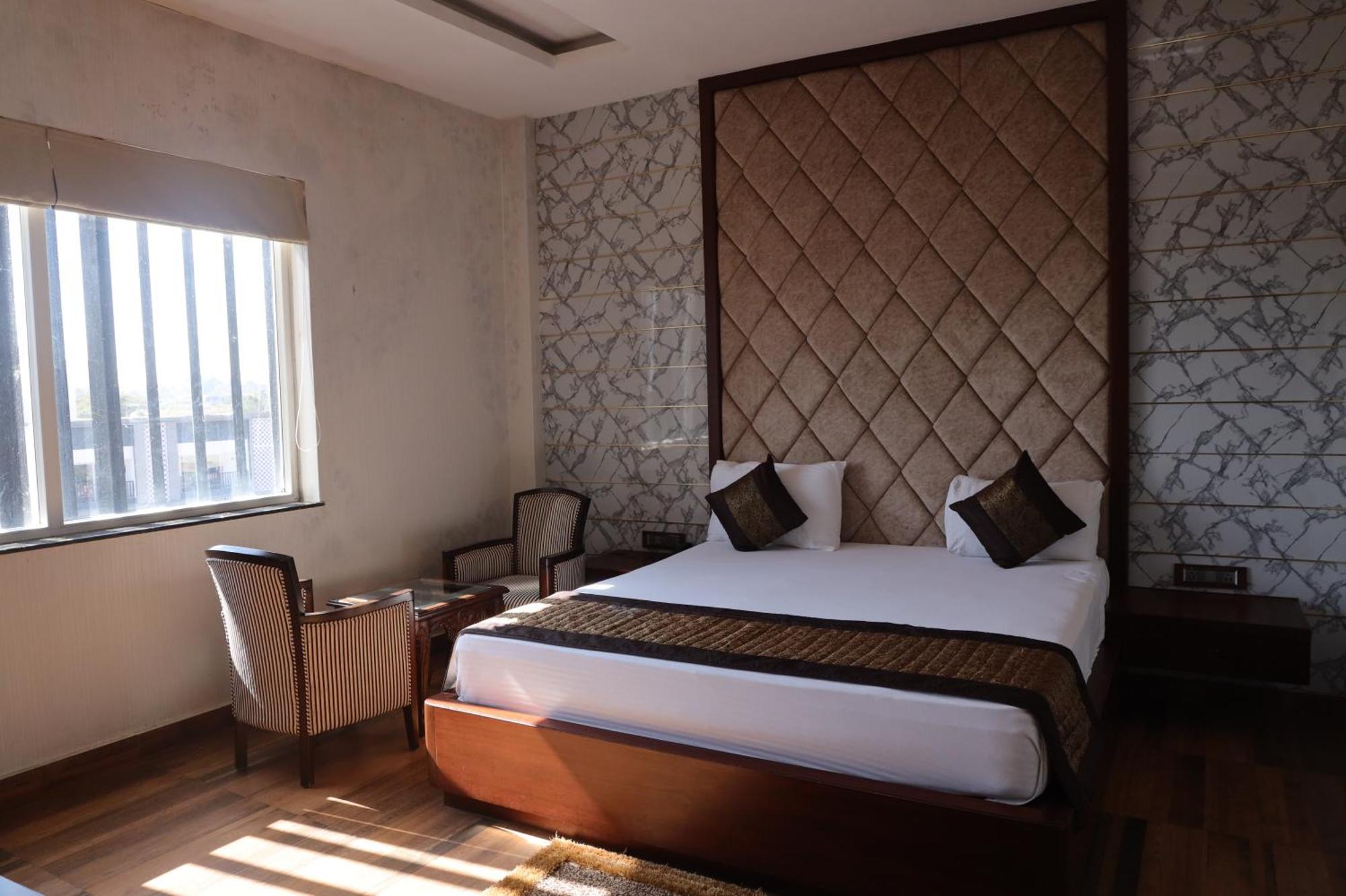 Kanke Resort Rātu Εξωτερικό φωτογραφία